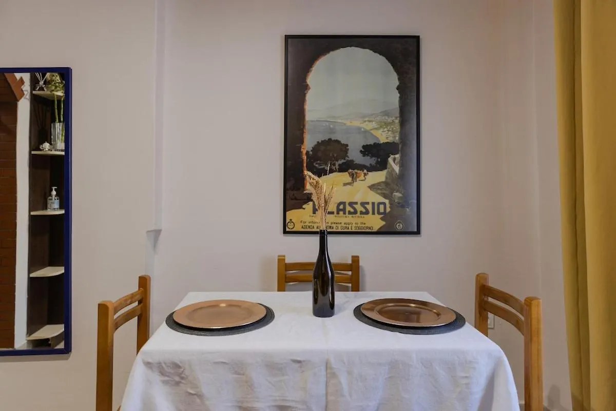 טיראנה Main Square Apartment